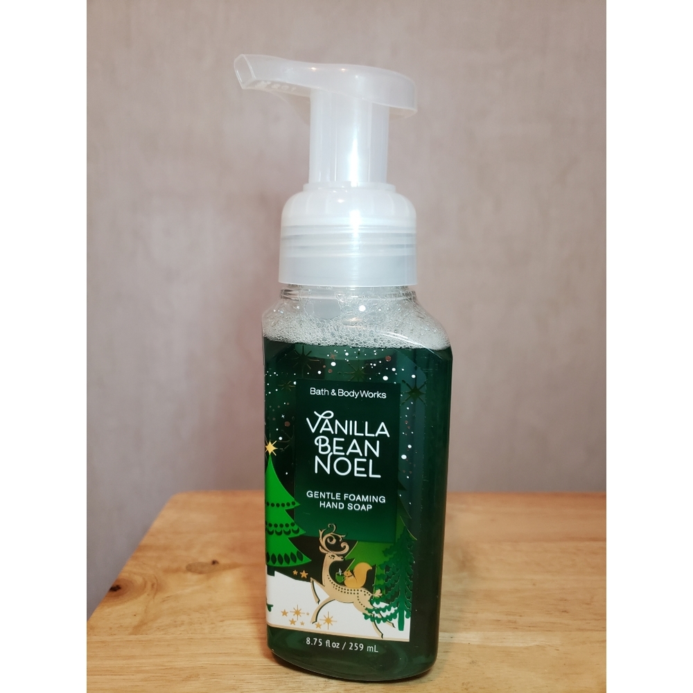 Bath and Body Works hand soap